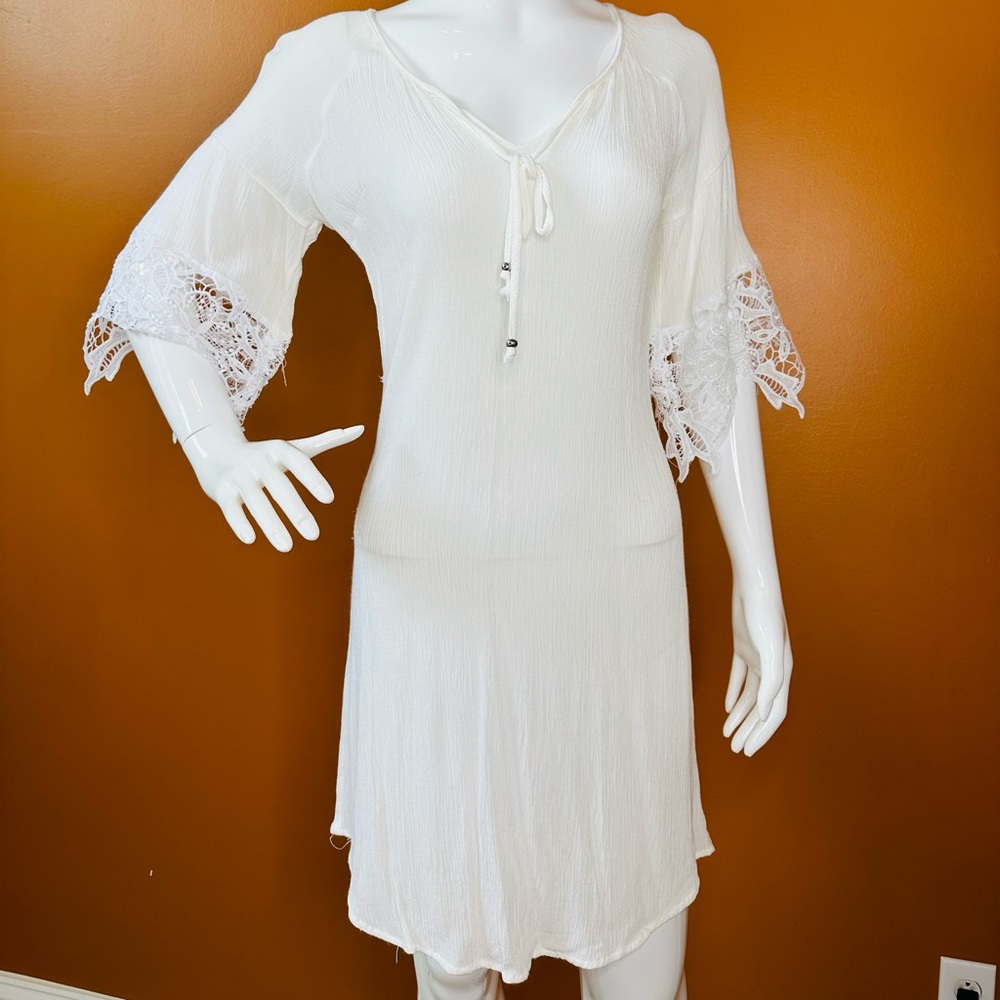 ๐ White Swim Cover Up โ๏ธ๐ Great Vacation or Poolside / Over Tank Tops - Picture 1 of 6